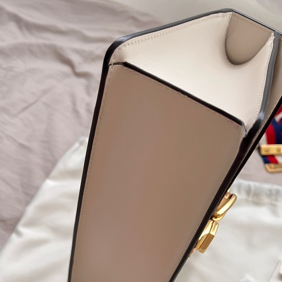 Auth Gucci White Sylvie Small Bag - Excellent condition - Picture 5 of 16